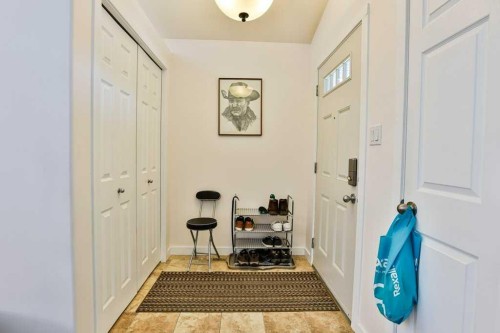 334 Keystone Lane West, Lethbridge, AB - Indoor Photo Showing Other Room