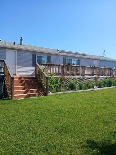 947 Main, Milk River, AB 