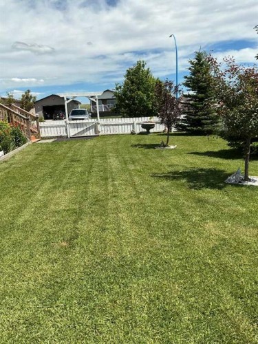 947 Main, Milk River, AB 