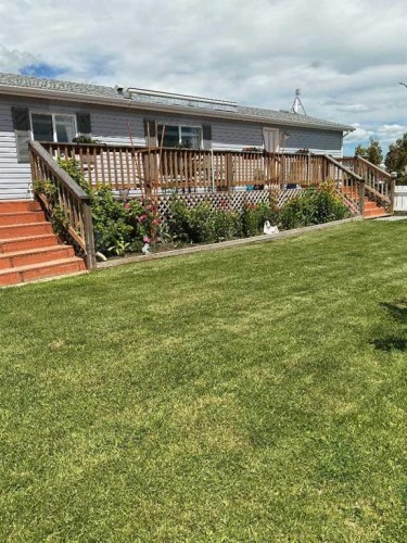947 Main, Milk River, AB 