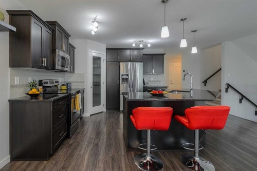 19 Moonlight Boulevard West, Lethbridge, AB 