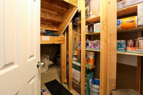 644 Aberdeen Crescent West, Lethbridge, AB - Indoor
