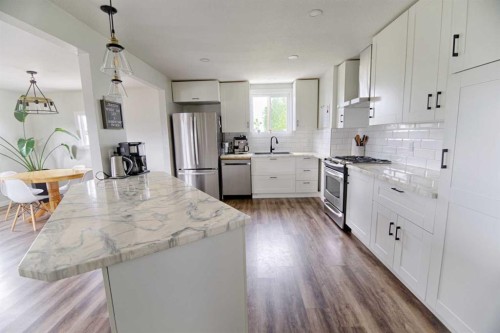 316 Alberta Avenue, Chin, AB 