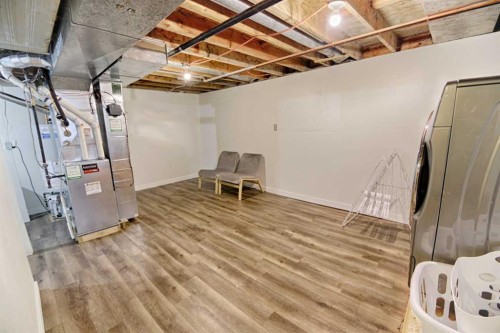 316 Alberta Avenue, Chin, AB 