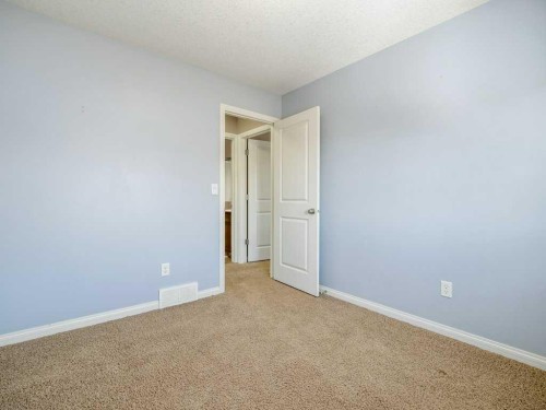 17 Coalbanks Link West, Lethbridge, AB - Indoor Photo Showing Other Room