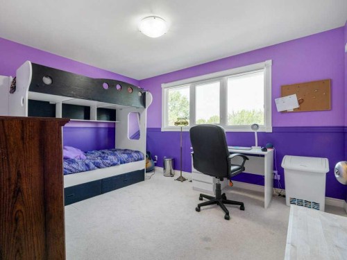 39 Eton Road West, Lethbridge, AB 