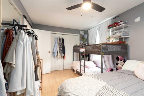 910 8 Street South, Lethbridge, AB - Indoor Photo Showing Bedroom
