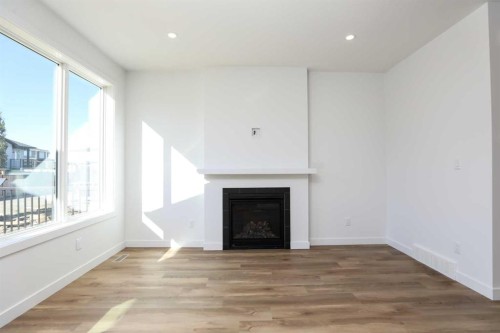 30 Rivergrove Run West, Lethbridge, AB 
