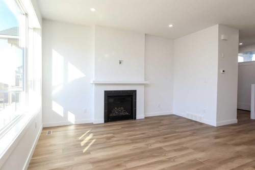 30 Rivergrove Run West, Lethbridge, AB 