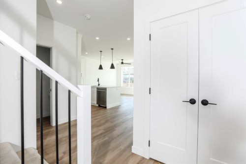 30 Rivergrove Run West, Lethbridge, AB 