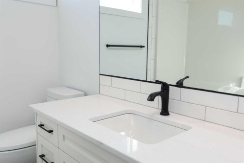 30 Rivergrove Run West, Lethbridge, AB 