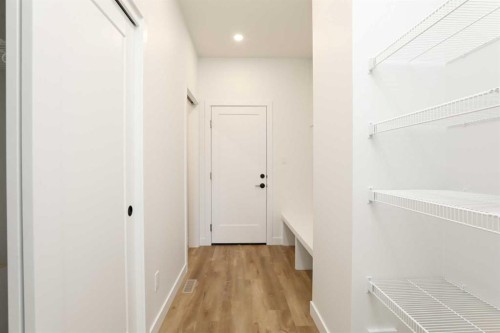 30 Rivergrove Run West, Lethbridge, AB 