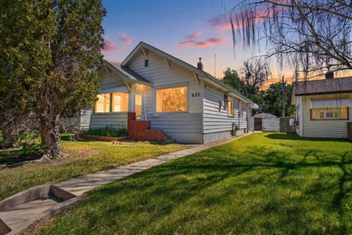 631 14 Street SOUTH Lethbridge, AB T1J 2Y2