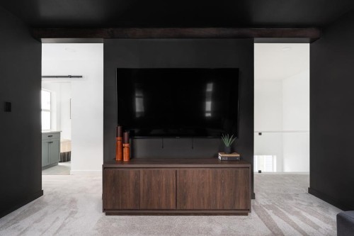 55 Miners Road West, Lethbridge, AB - Indoor