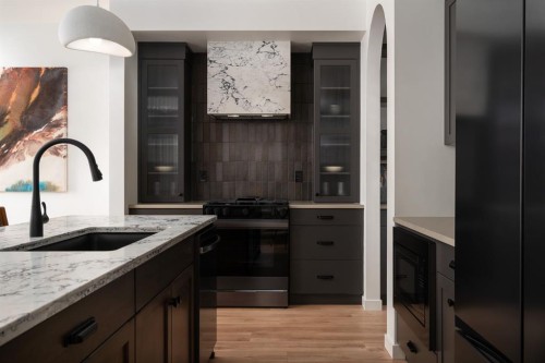 55 Miners Road West, Lethbridge, AB - Indoor Photo Showing Kitchen