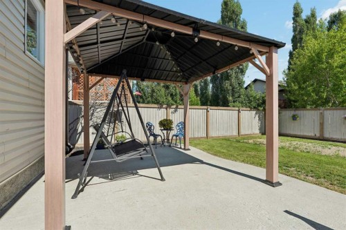 27 Firelight Way West, Lethbridge, AB - Outdoor With Exterior