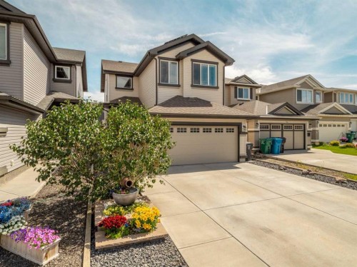 386 Moonlight Way West, Lethbridge, AB - Outdoor With Facade