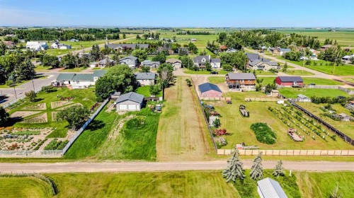 255 N 300 W, Raymond, AB 