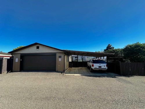 129 Greenview Close North, Lethbridge, AB - Outdoor