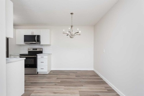 216-85 Foxbend Crescent, Lethbridge, AB 