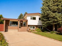 2220 42 Street SOUTHLethbridge, AB T1K 4Y8
