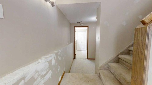 42 Mt Backus Crescent West, Lethbridge, AB 