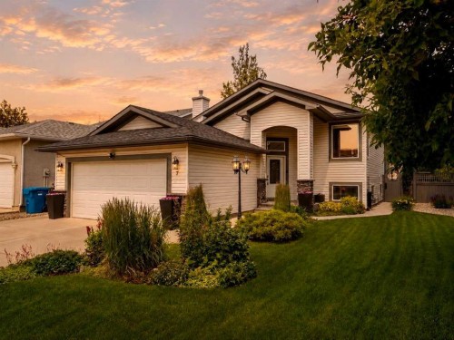 7 Kodiak Boulevard NORTH Lethbridge, AB T1H 6S7