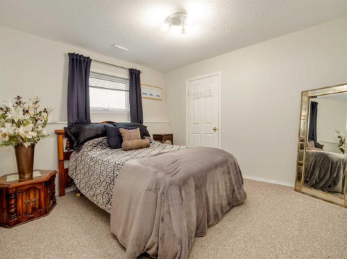 7 Kodiak Boulevard North, Lethbridge, AB 