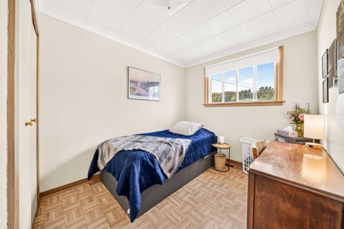 7826 22 Avenue, Coleman, AB - Indoor Photo Showing Bedroom