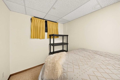 7826 22 Avenue, Coleman, AB - Indoor Photo Showing Bedroom