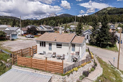 7826 22 Avenue, Coleman, AB - Outdoor With Deck Patio Veranda
