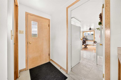 7826 22 Avenue, Coleman, AB - Indoor Photo Showing Other Room