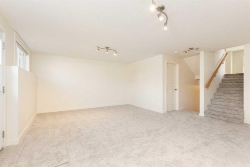 78 Sunridge Boulevard West, Lethbridge, AB 