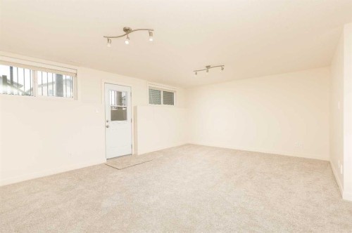 78 Sunridge Boulevard West, Lethbridge, AB 