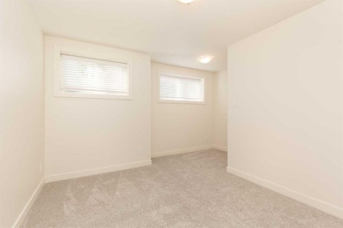 78 Sunridge Boulevard West, Lethbridge, AB 