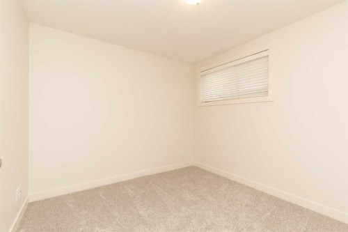 78 Sunridge Boulevard West, Lethbridge, AB 