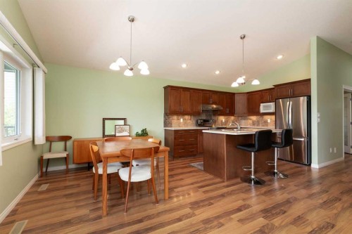 334 Mt Sunburst Way West, Lethbridge, AB - Indoor