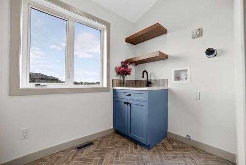 680 Sixmile Crescent South, Lethbridge, AB 