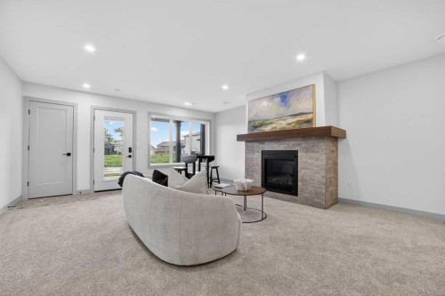 680 Sixmile Crescent South, Lethbridge, AB 