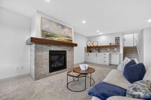 680 Sixmile Crescent South, Lethbridge, AB 