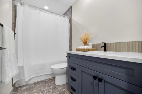 680 Sixmile Crescent South, Lethbridge, AB 