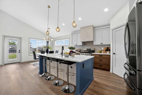 680 Sixmile Crescent South, Lethbridge, AB 