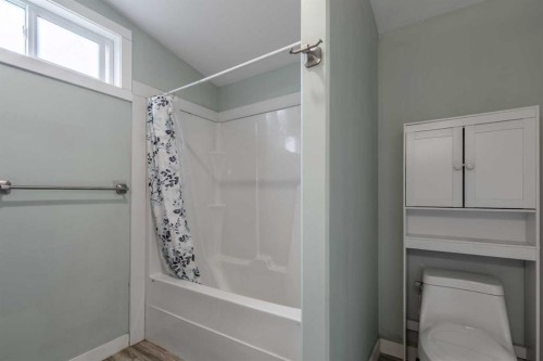 444 20 Street North, Lethbridge, AB 