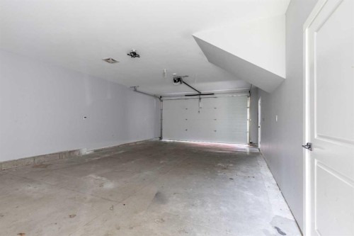 444 20 Street North, Lethbridge, AB 