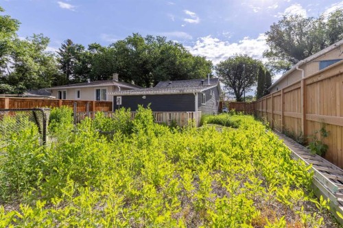 444 20 Street North, Lethbridge, AB 