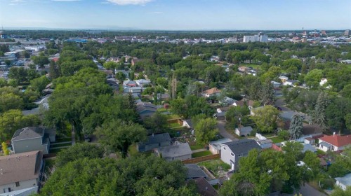 444 20 Street North, Lethbridge, AB 