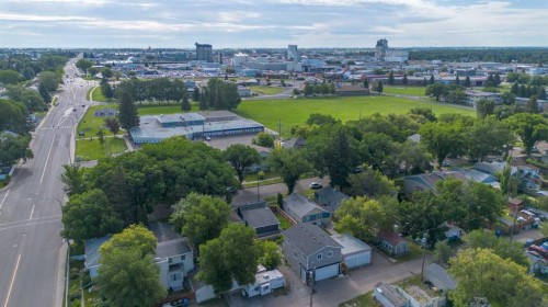 444 20 Street North, Lethbridge, AB 