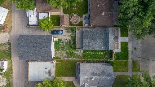 444 20 Street North, Lethbridge, AB 