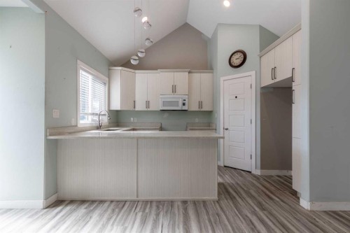 444 20 Street North, Lethbridge, AB 