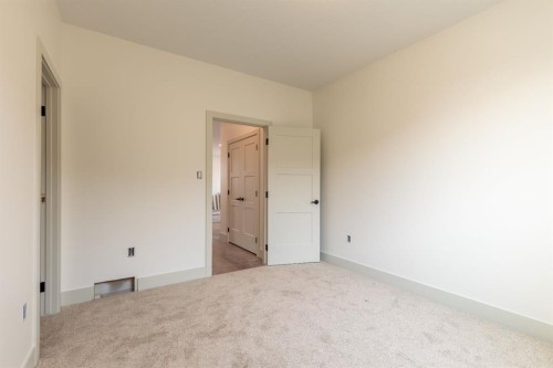 902 Willow Lane, Fort Macleod, AB - Indoor Photo Showing Other Room